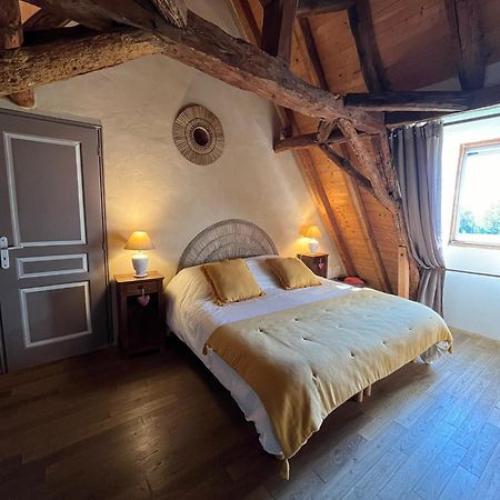 Chambre D'Hotes La Ferme De La Croix. Saint-Avit-Senieur Экстерьер фото
