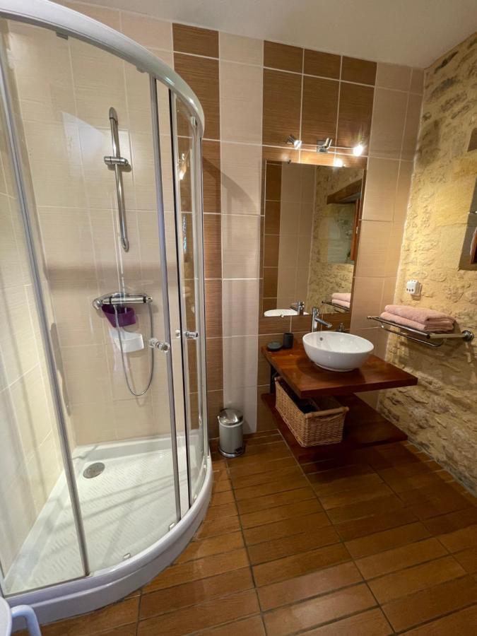 Chambre D'Hotes La Ferme De La Croix. Saint-Avit-Senieur Экстерьер фото